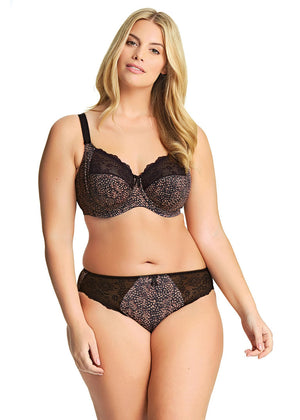 We love hearing how our Morgan bra makes Beth Woodheadf feel and she looks absolutely gorgeous wearing our new ebony colour